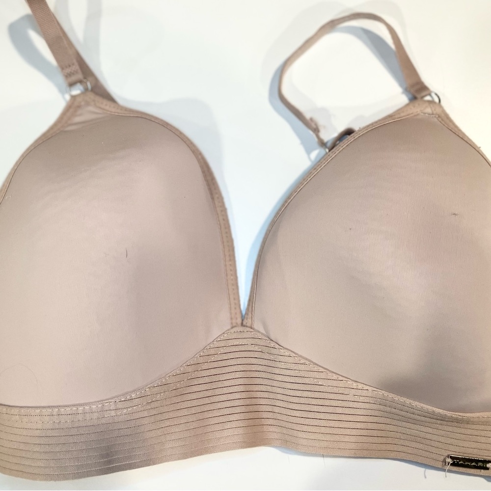 TAHARI | lightly padded / wireless bra